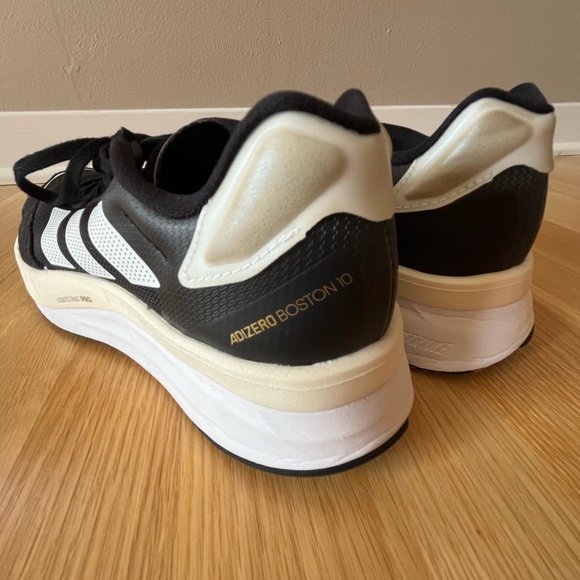 Adidas Adizero Boston 10 Running Shoe - Picture 4 of 6